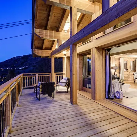 Luxury Alpine Escape - Chalet Jacuzzi Σαλέ